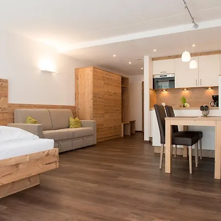 Aparthotel Ferienpark Tulai - Fam. Carl Scuol