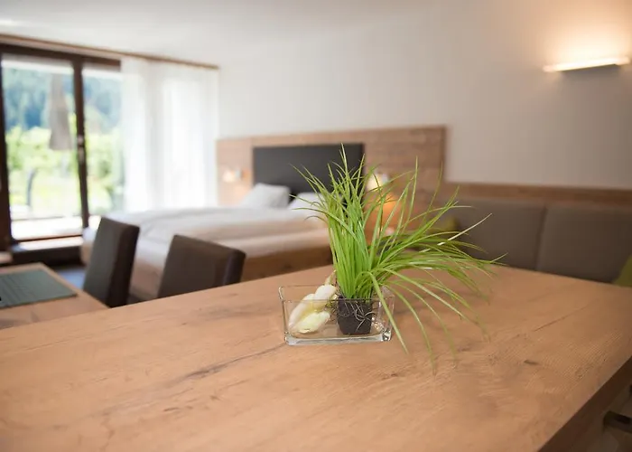 Apart-hotel Tulai - Fam. Carl Scuol