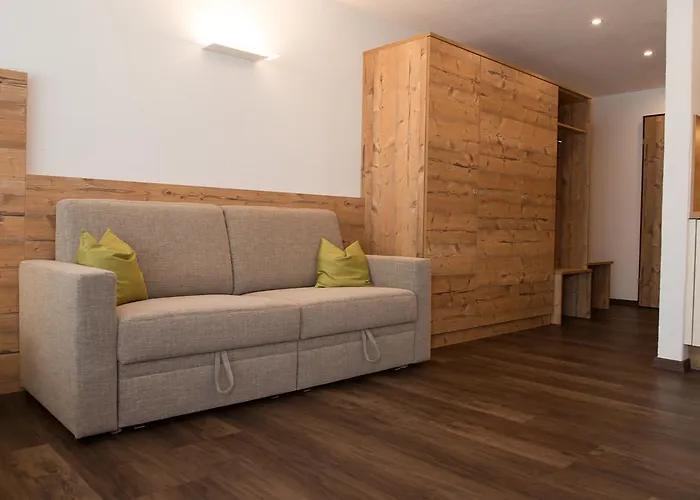 Tulai - Fam. Carl 4*