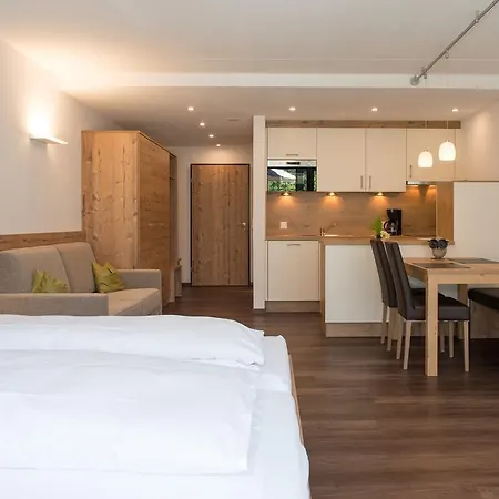 Tulai - Fam. Carl 4* 施库尔