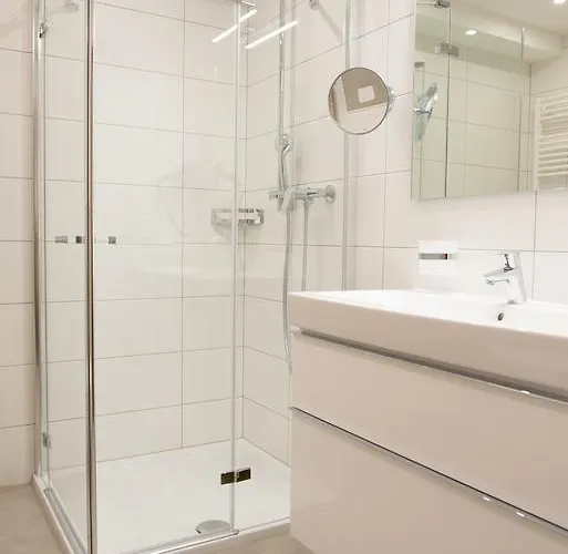 Tulai - Fam. Carl 4*