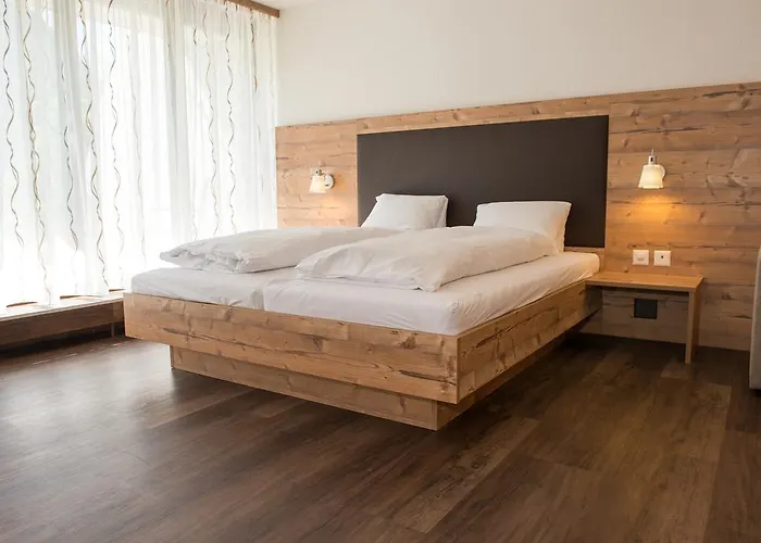 Tulai - Fam. Carl 4*