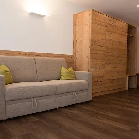 Tulai - Fam. Carl 4*